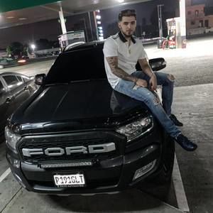 Meet your Posher, Enrique